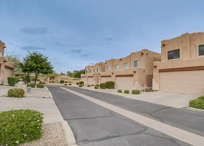 < 1 Mi To Fountain Park: Desert Gem W/ Pool Access Holiday home Fountain Hills